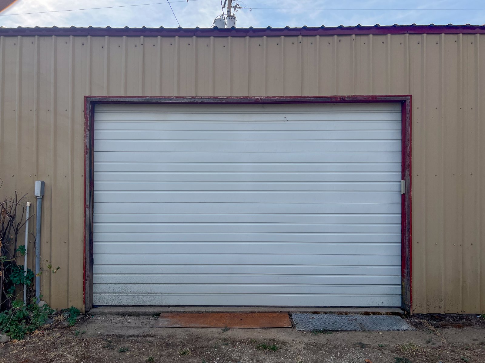 Freestanding Flex Shop property image