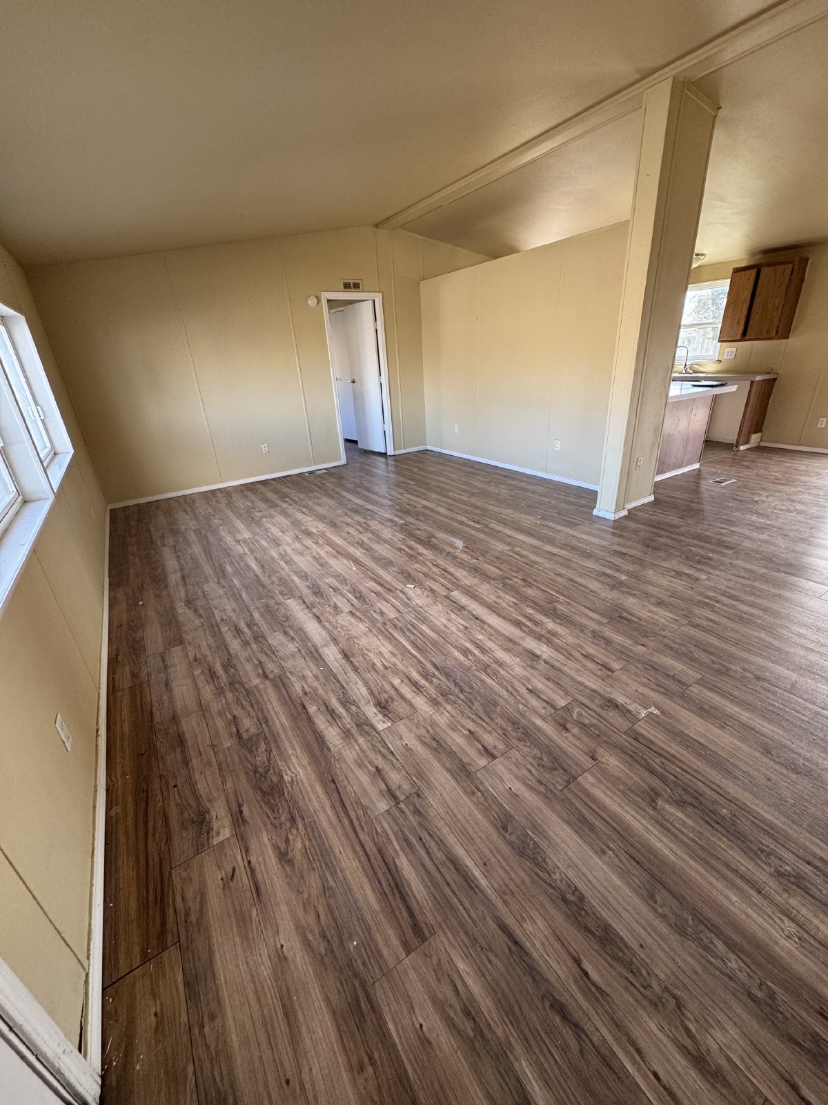 ****3 bedroom plus den plus office and 2 bathroom in Mountain Home**** property image