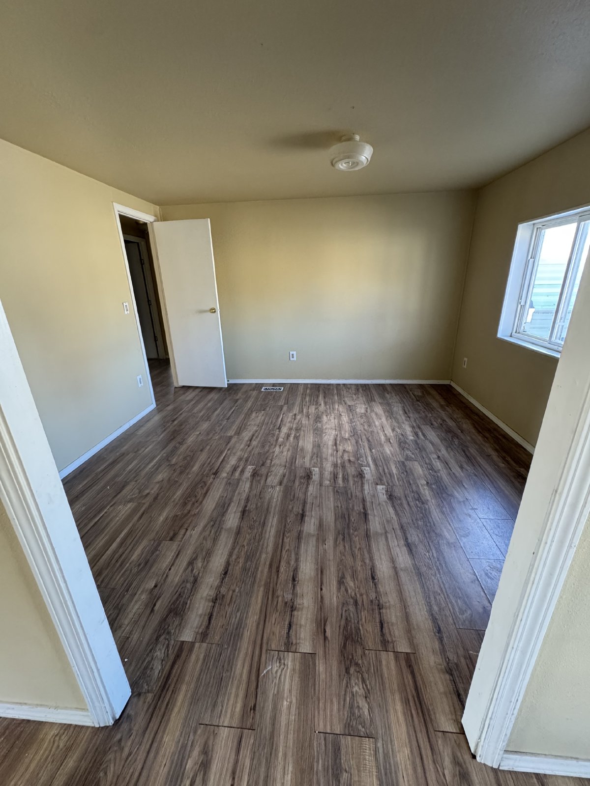 ****3 bedroom plus den plus office and 2 bathroom in Mountain Home**** property image