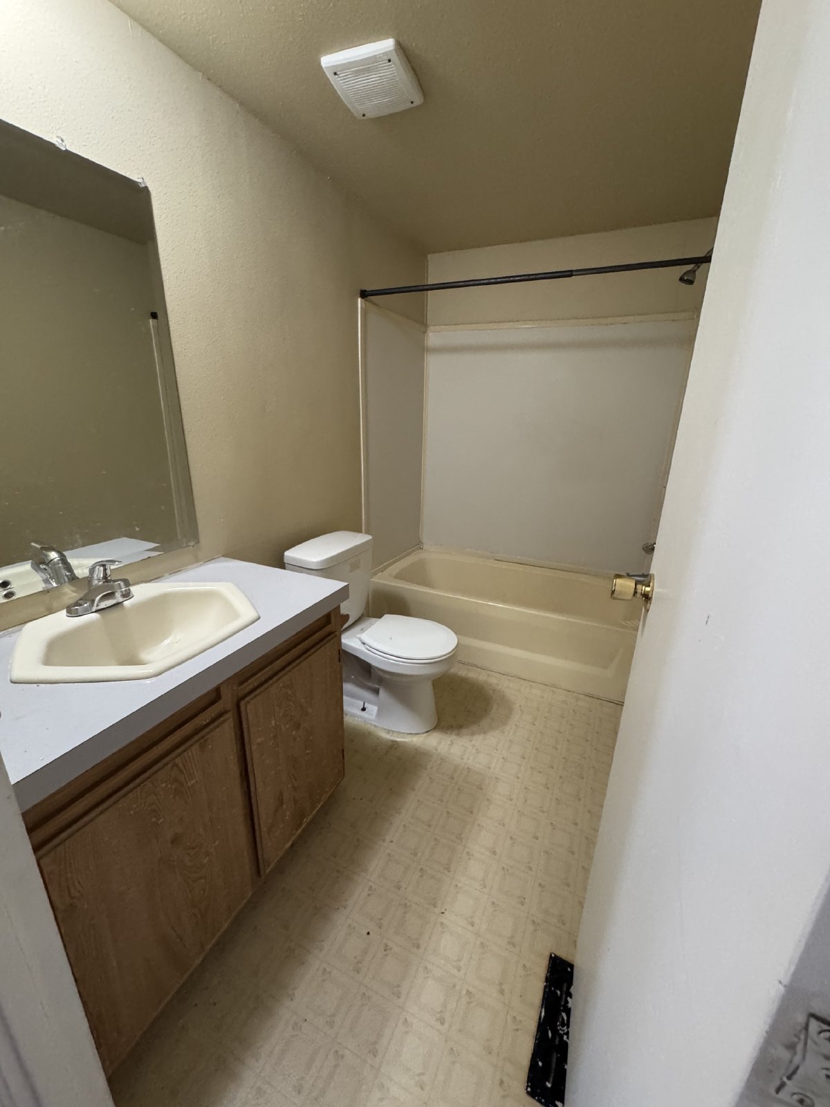 ****3 bedroom plus den plus office and 2 bathroom in Mountain Home**** property image