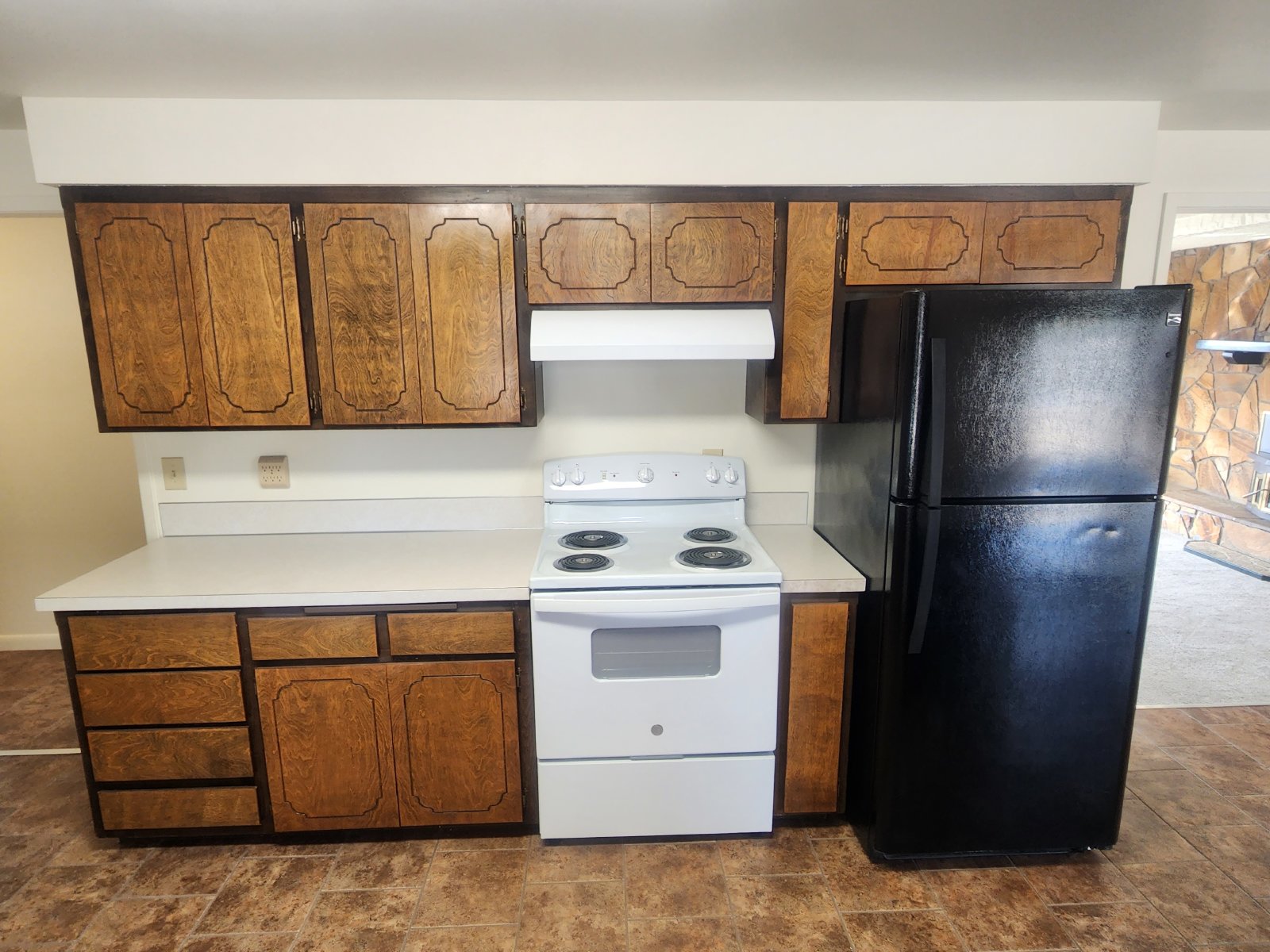 Coming Soon! 4 bedroom 2 bath property image