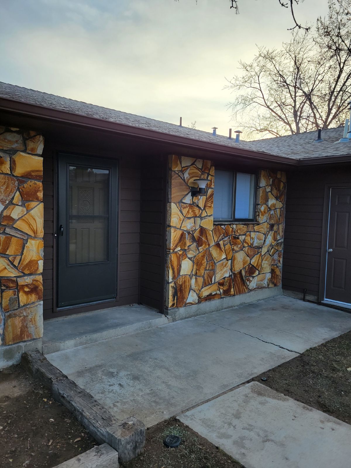 Coming Soon! 4 bedroom 2 bath property image
