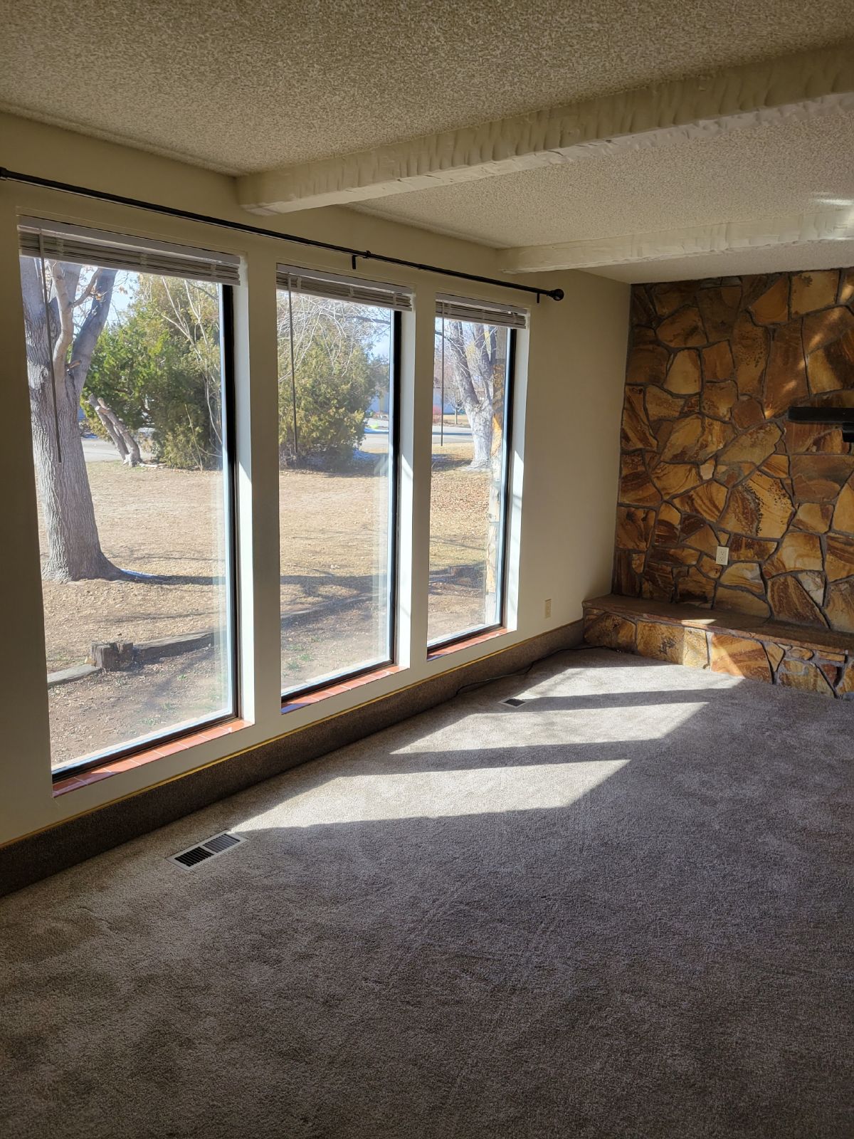 Coming Soon! 4 bedroom 2 bath property image