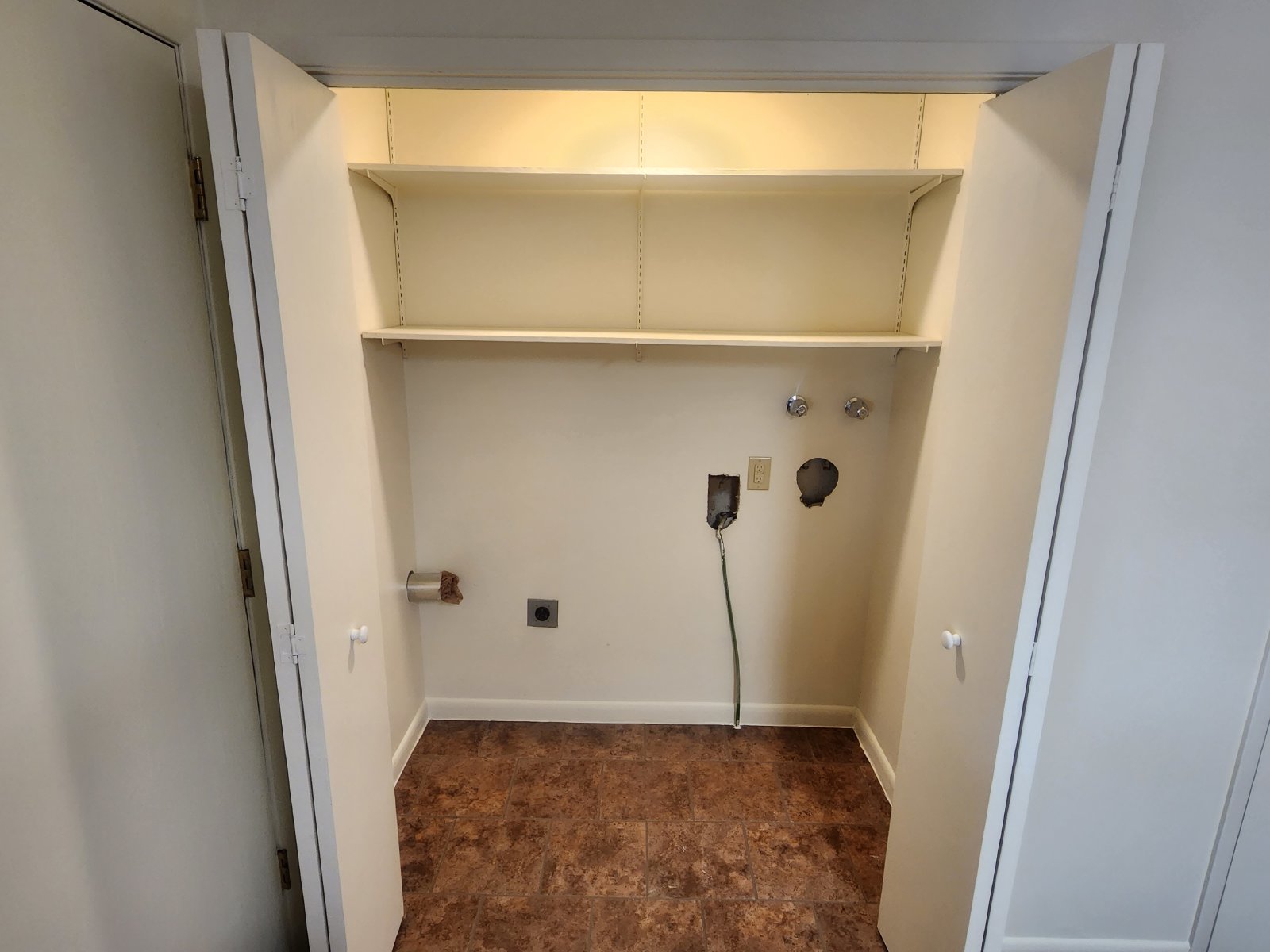 Coming Soon! 4 bedroom 2 bath property image