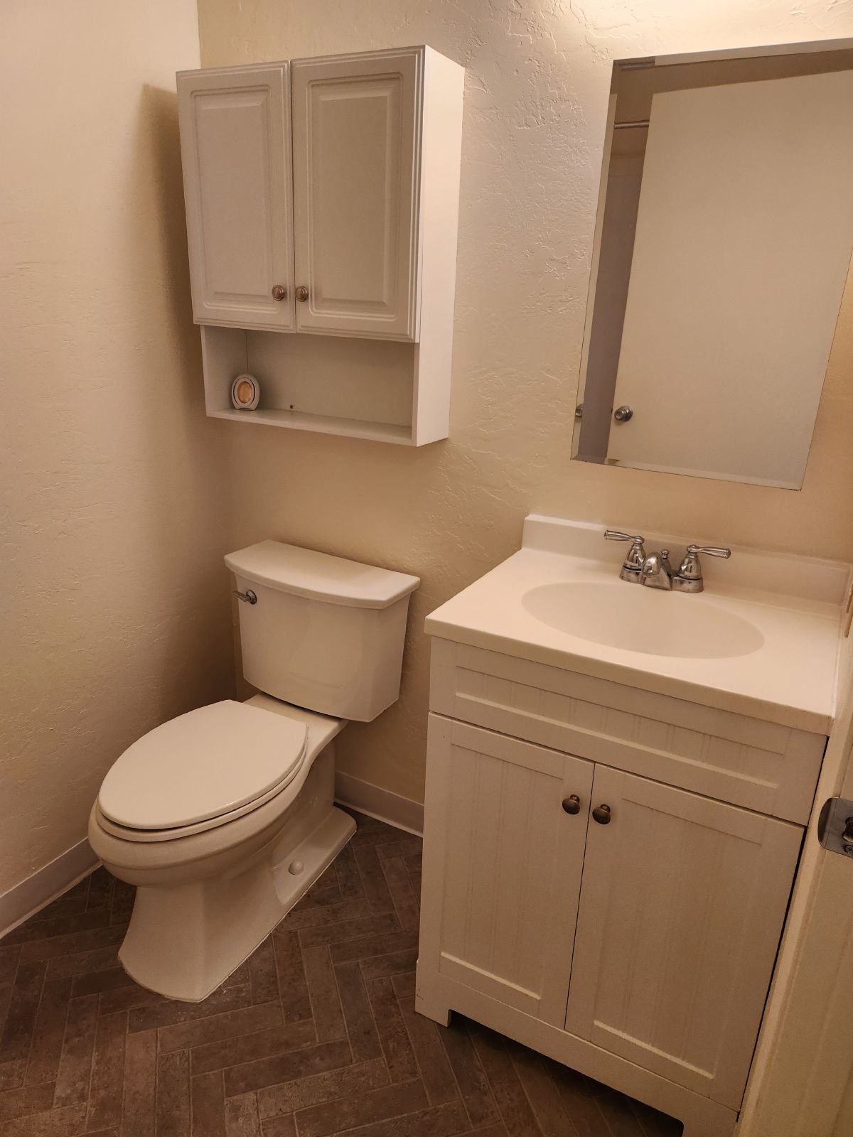 Coming Soon! 4 bedroom 2 bath property image