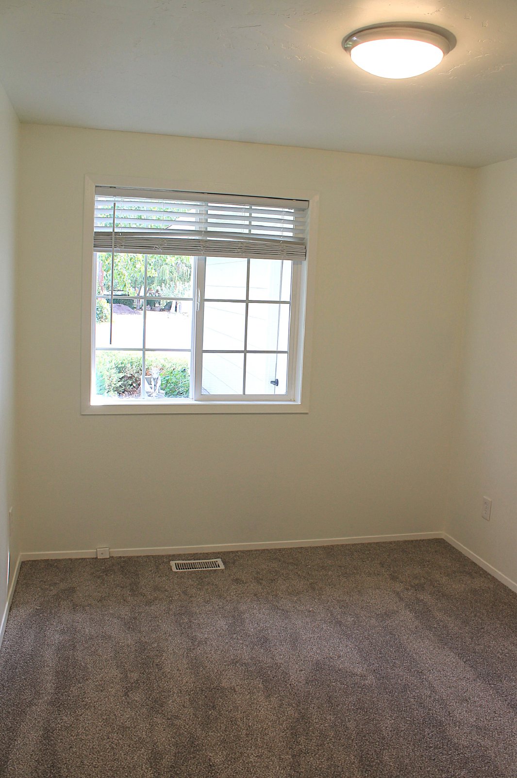 Love the area you live ! Manitou Park area in South Boise Village! property image