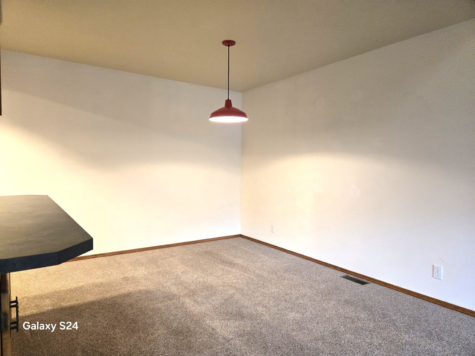 2 Bedroom, 2 Bath Spacious Boise townhouse property image