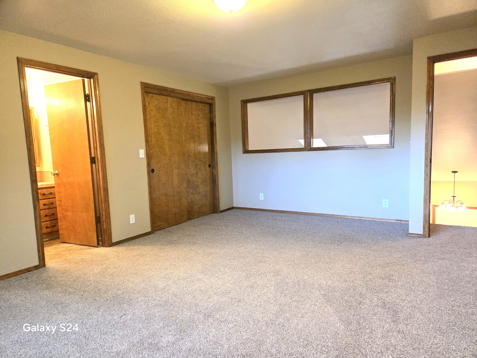 2 Bedroom, 2 Bath Spacious Boise townhouse property image